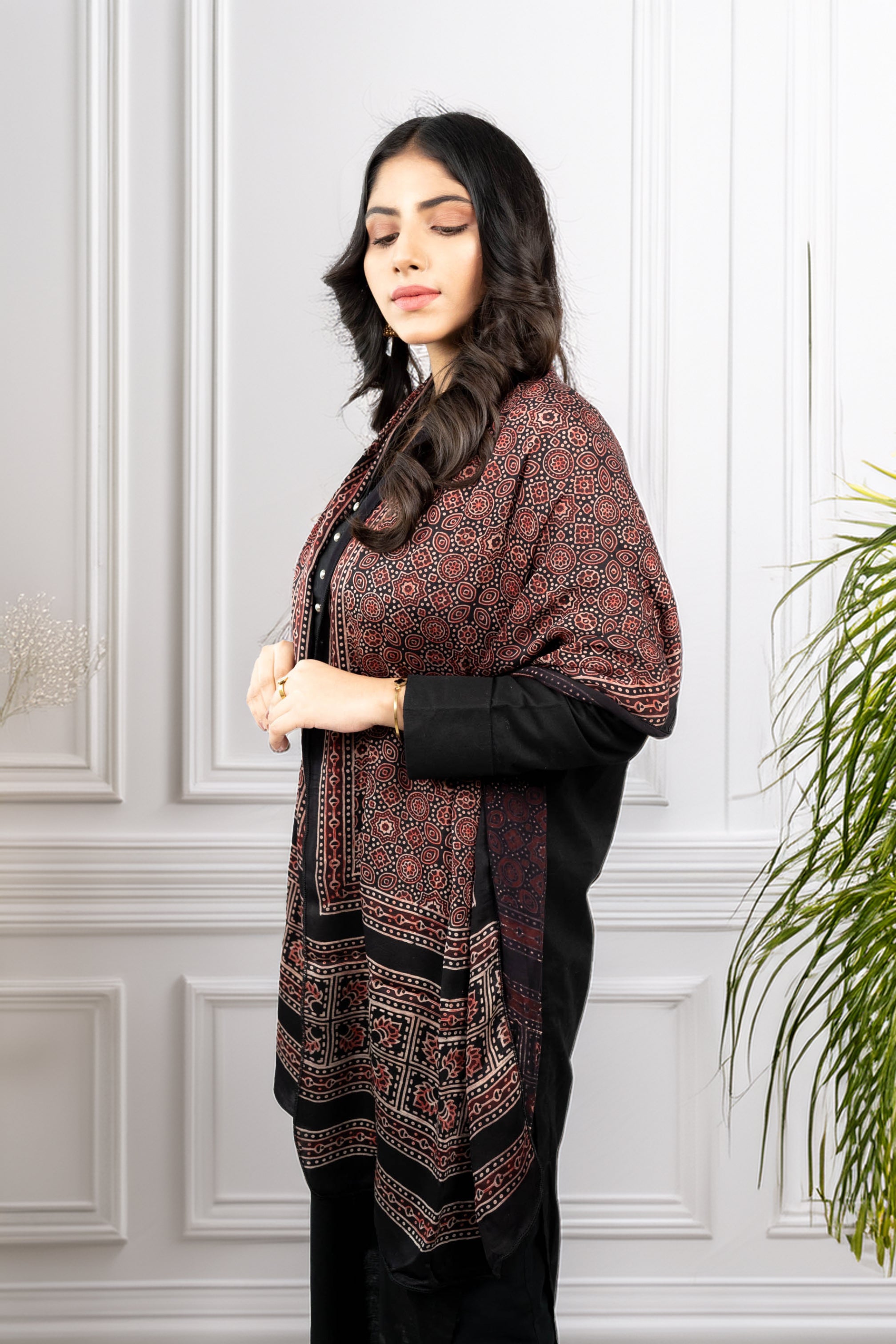 Thazeeb (Premium Silk)