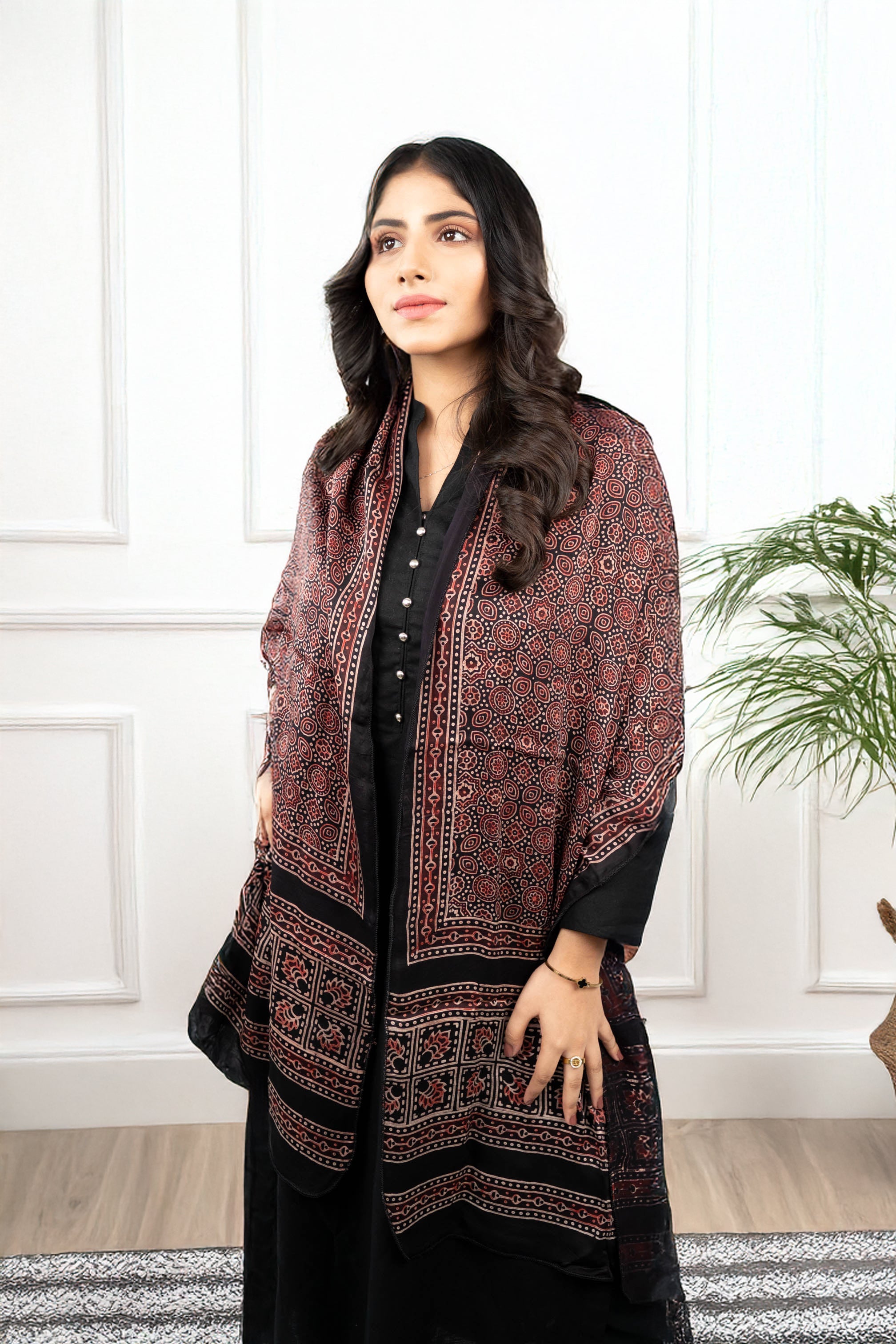 Thazeeb (Premium Silk)