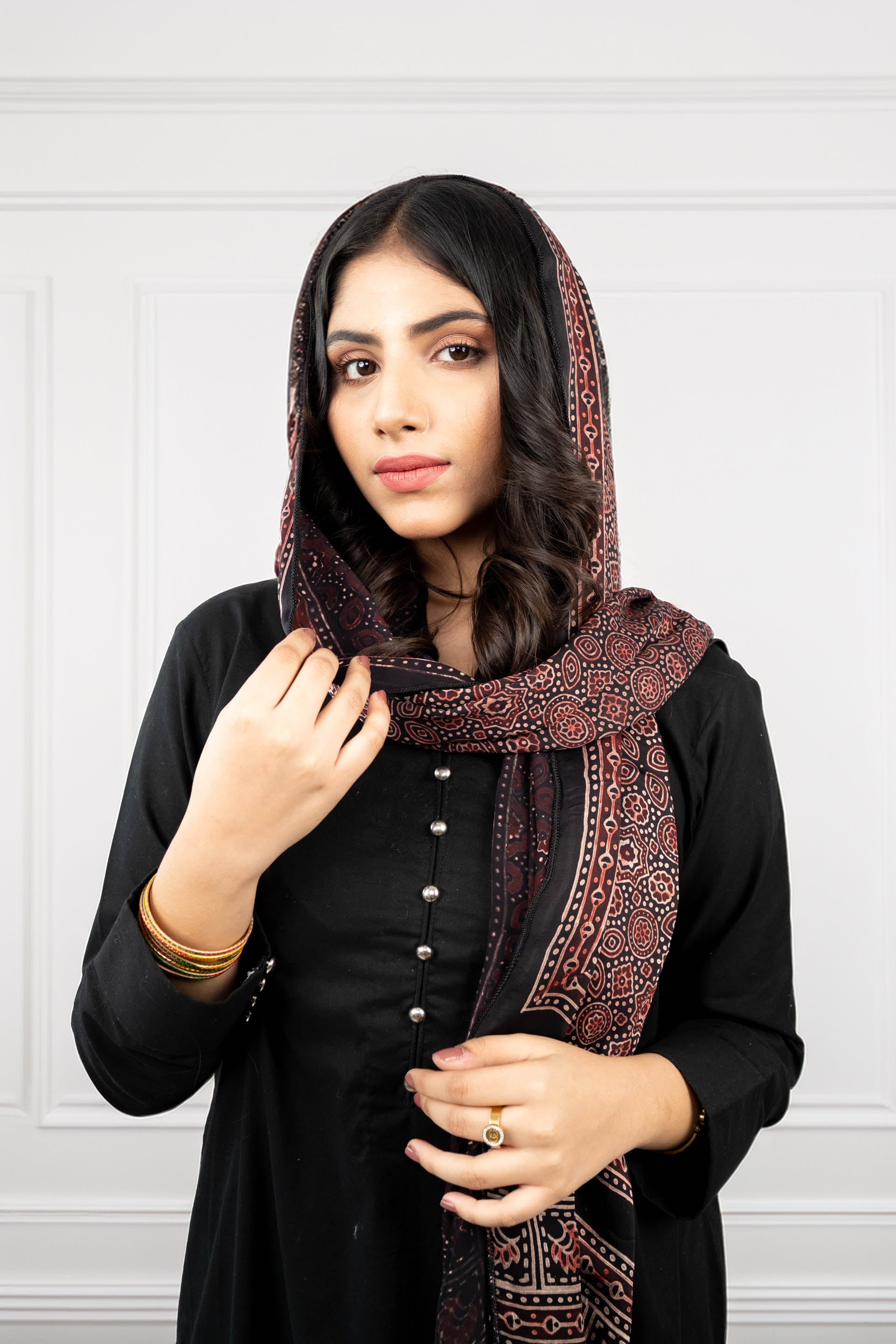 Thazeeb (Premium Silk)